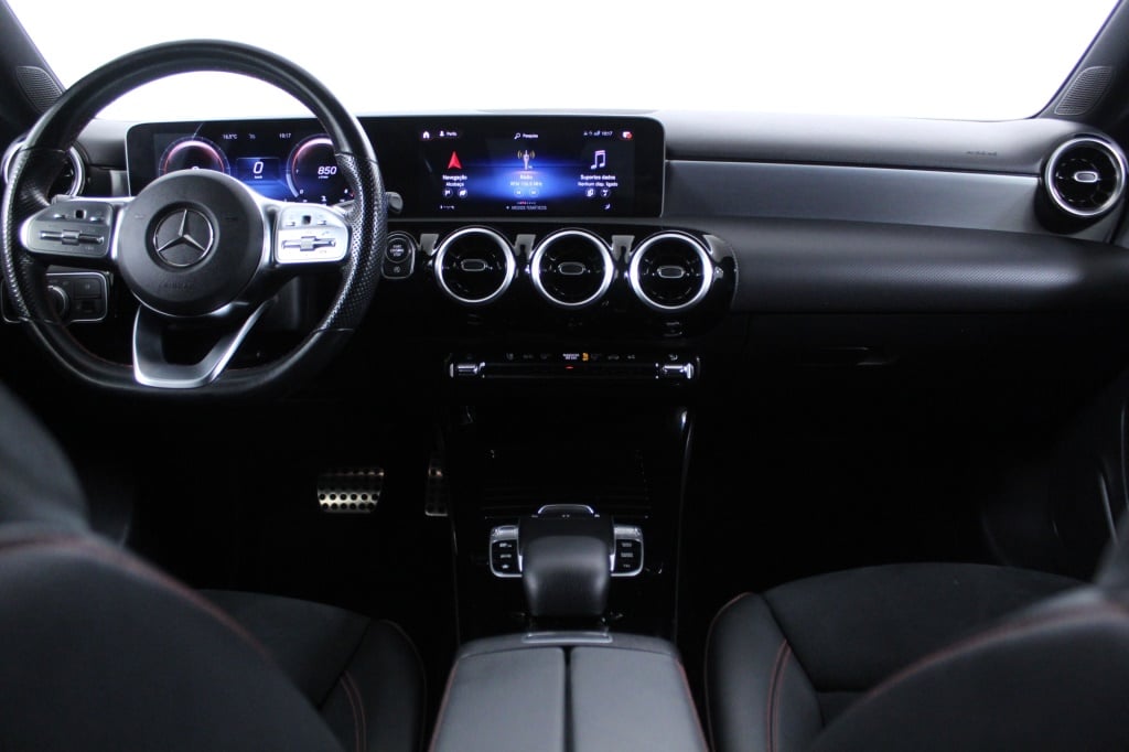 Mercedes-Benz Classe A - 180