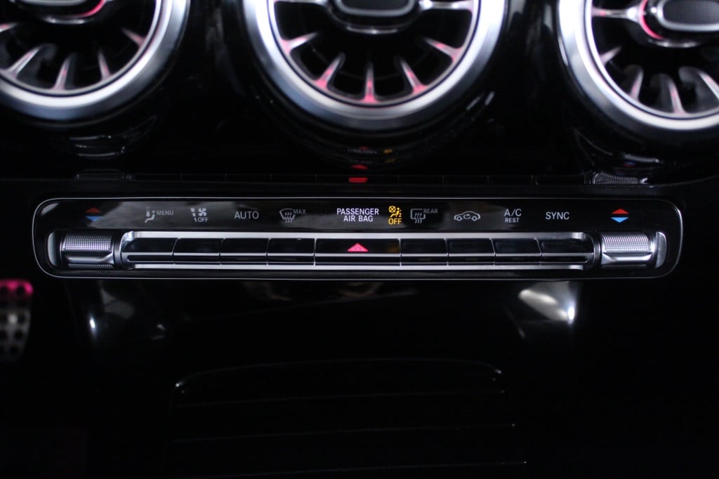 Mercedes-Benz Classe CLA - 180