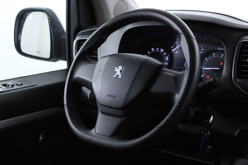 Peugeot Traveller