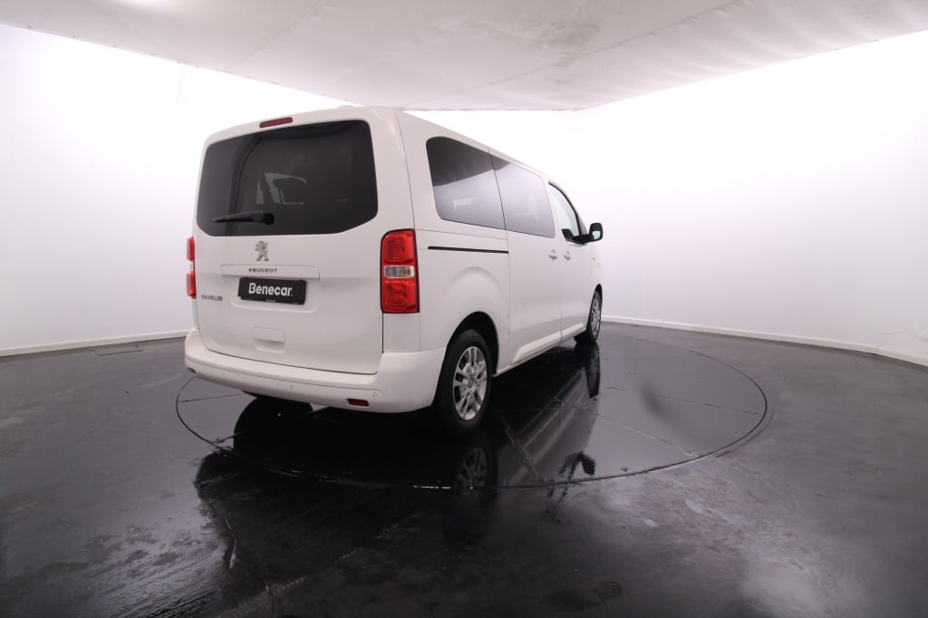Peugeot Traveller