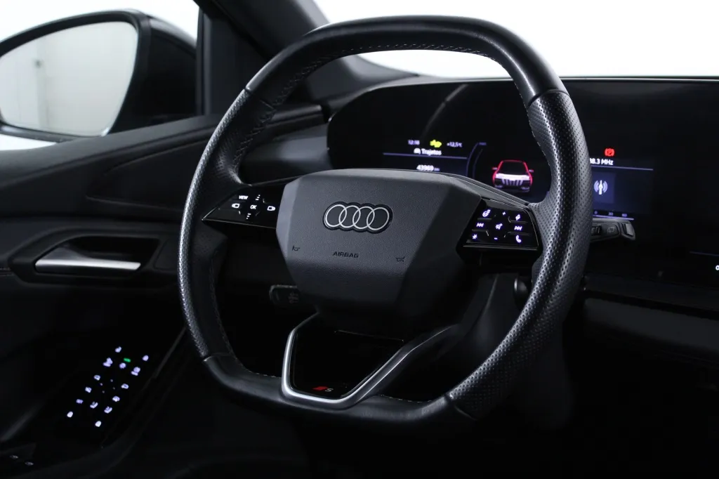 Audi Q6 e-tron
