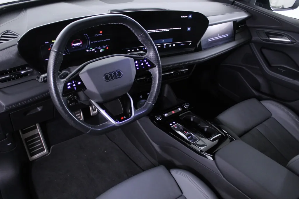 Audi Q6 e-tron