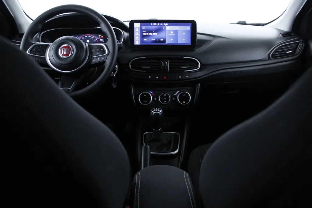 Fiat Tipo Station Wagon Cross