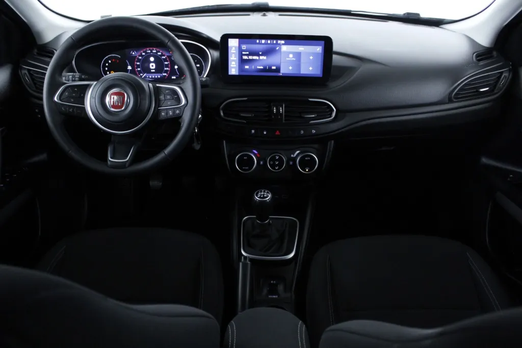 Fiat Tipo Station Wagon Cross