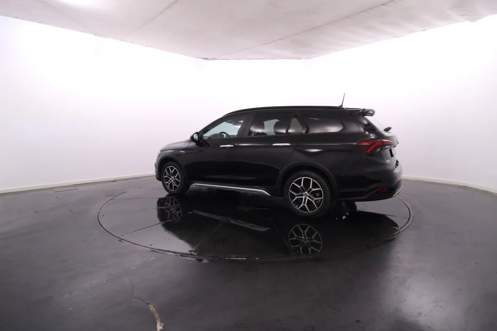 Fiat Tipo Station Wagon Cross