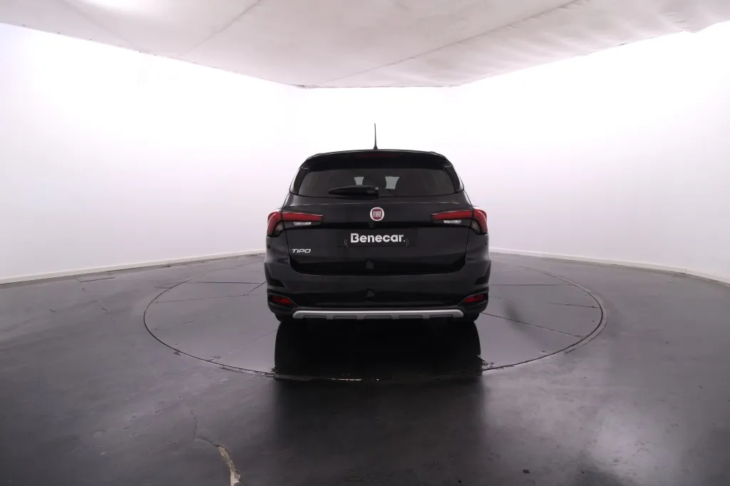 Fiat Tipo Station Wagon Cross