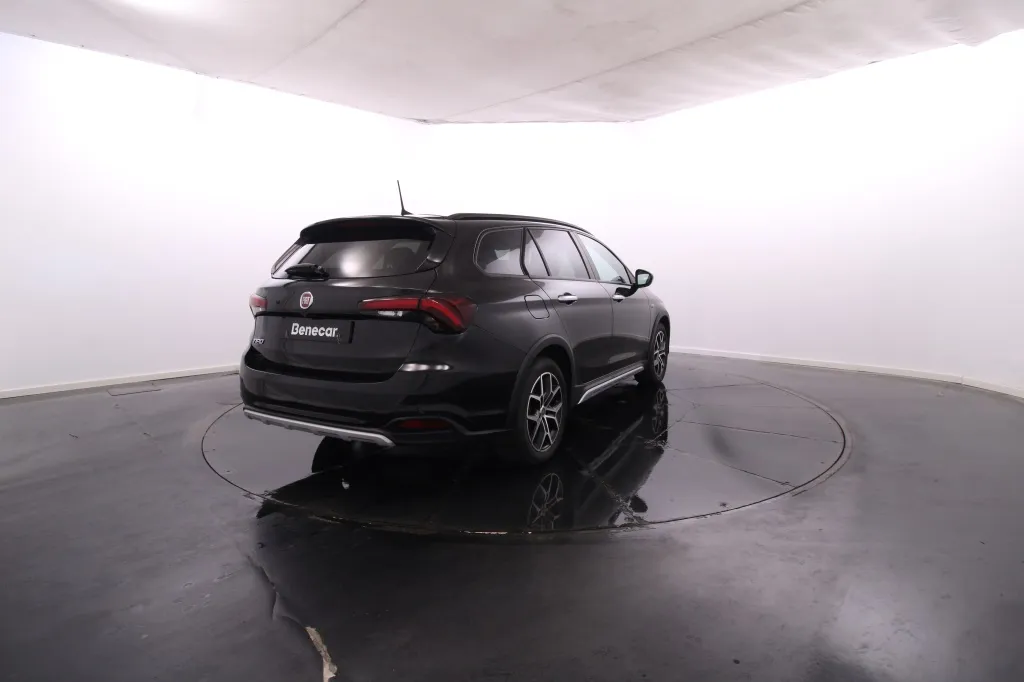 Fiat Tipo Station Wagon Cross