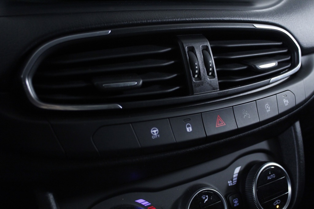 Fiat Tipo Station Wagon Cross