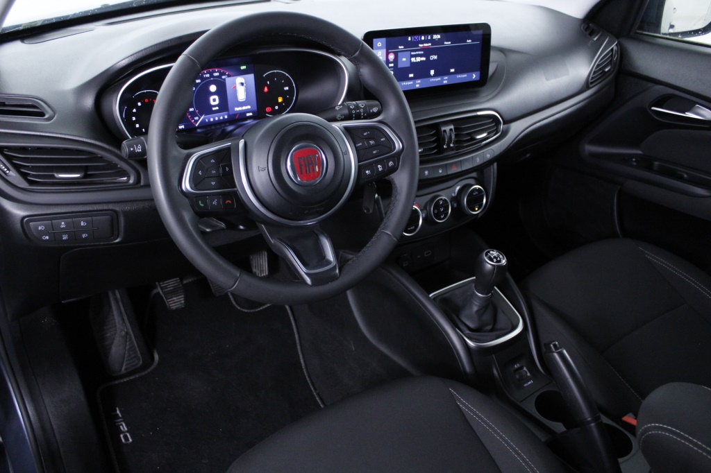 Fiat Tipo Station Wagon Cross