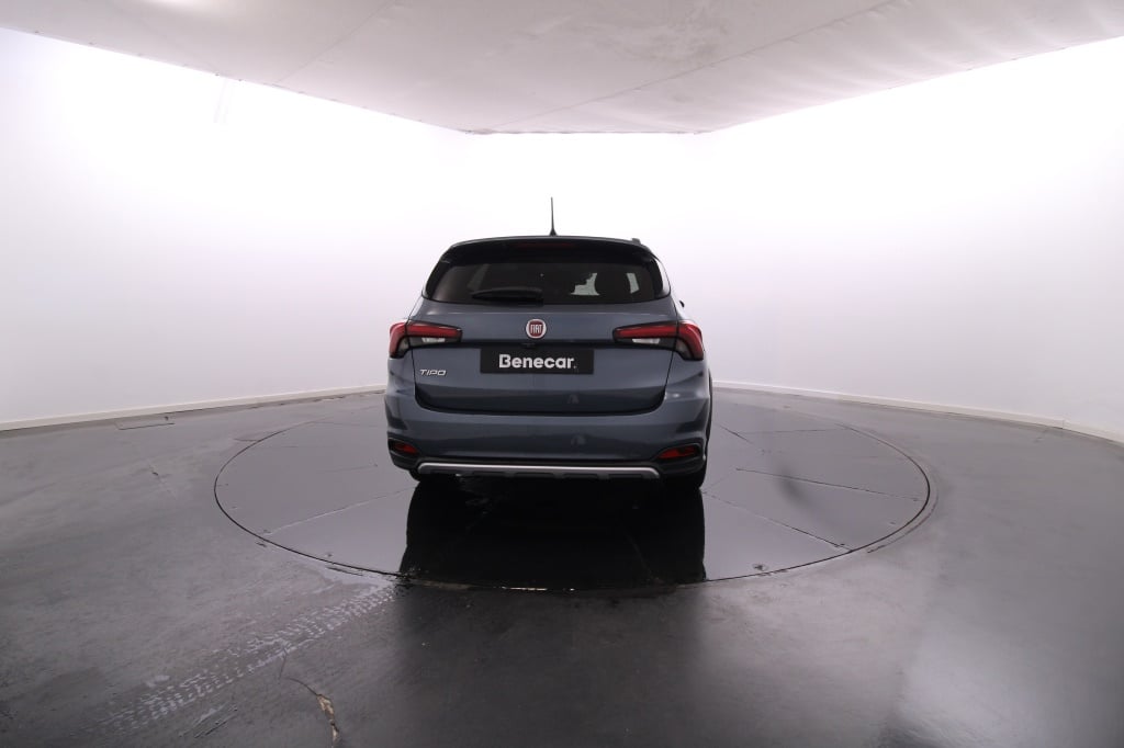 Fiat Tipo Station Wagon Cross