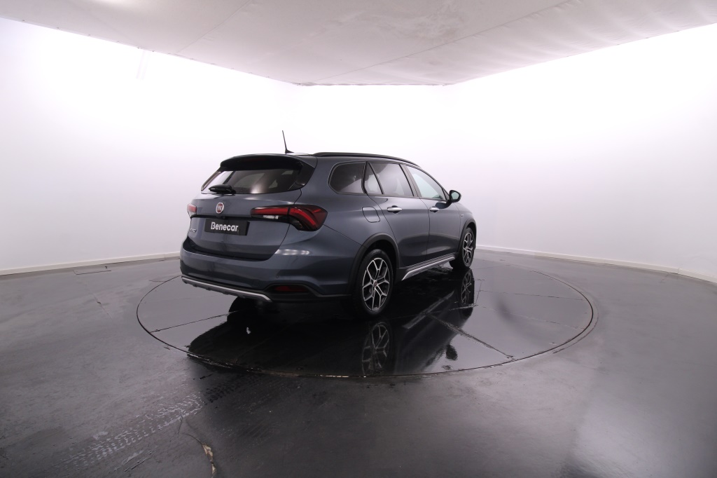 Fiat Tipo Station Wagon Cross