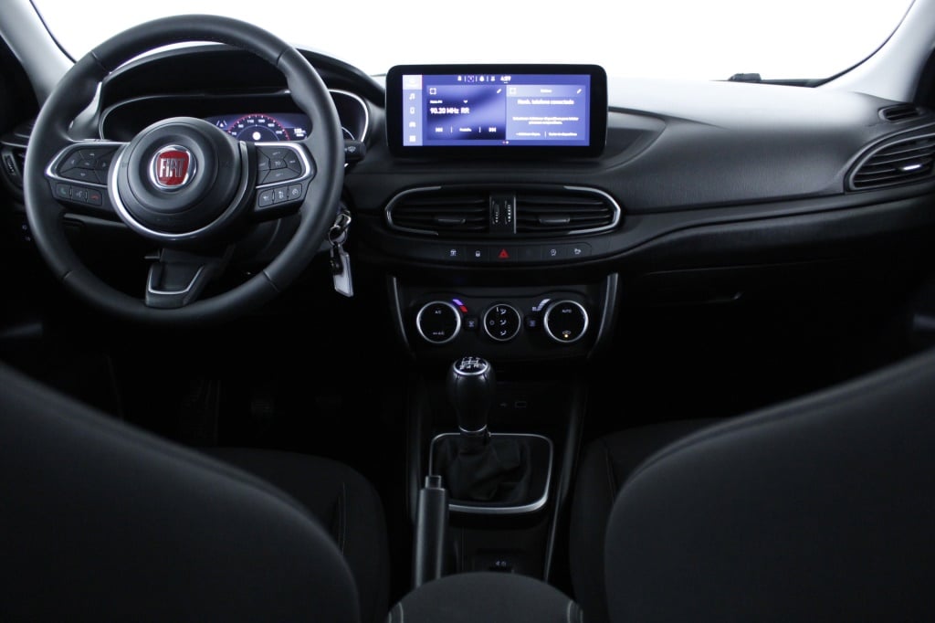 Fiat Tipo Station Wagon Cross