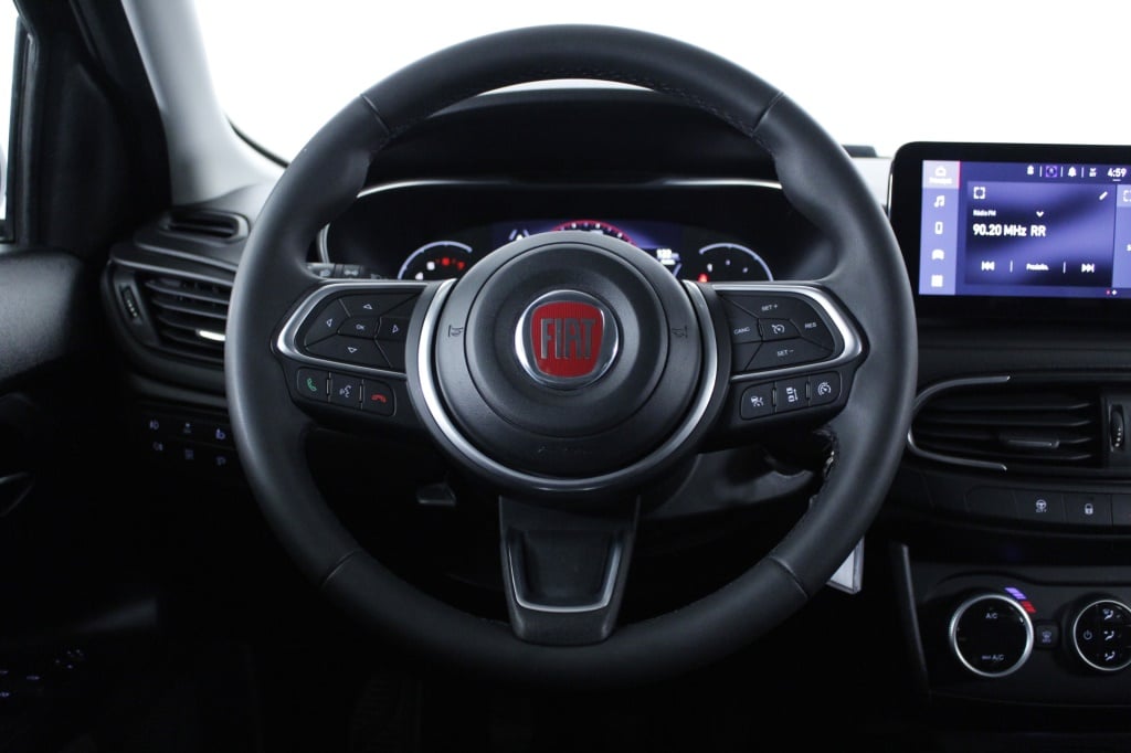 Fiat Tipo Station Wagon Cross