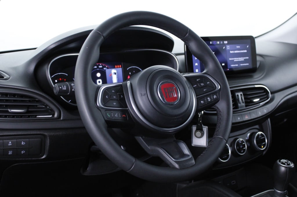 Fiat Tipo Station Wagon Cross