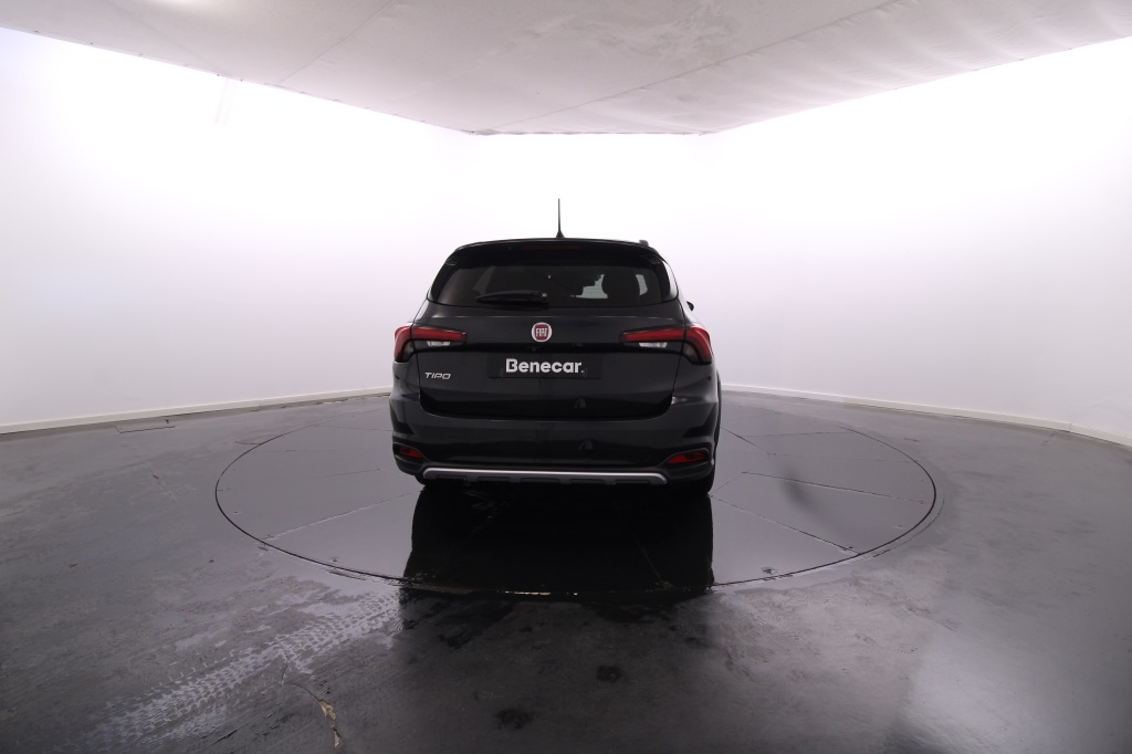 Fiat Tipo Station Wagon Cross