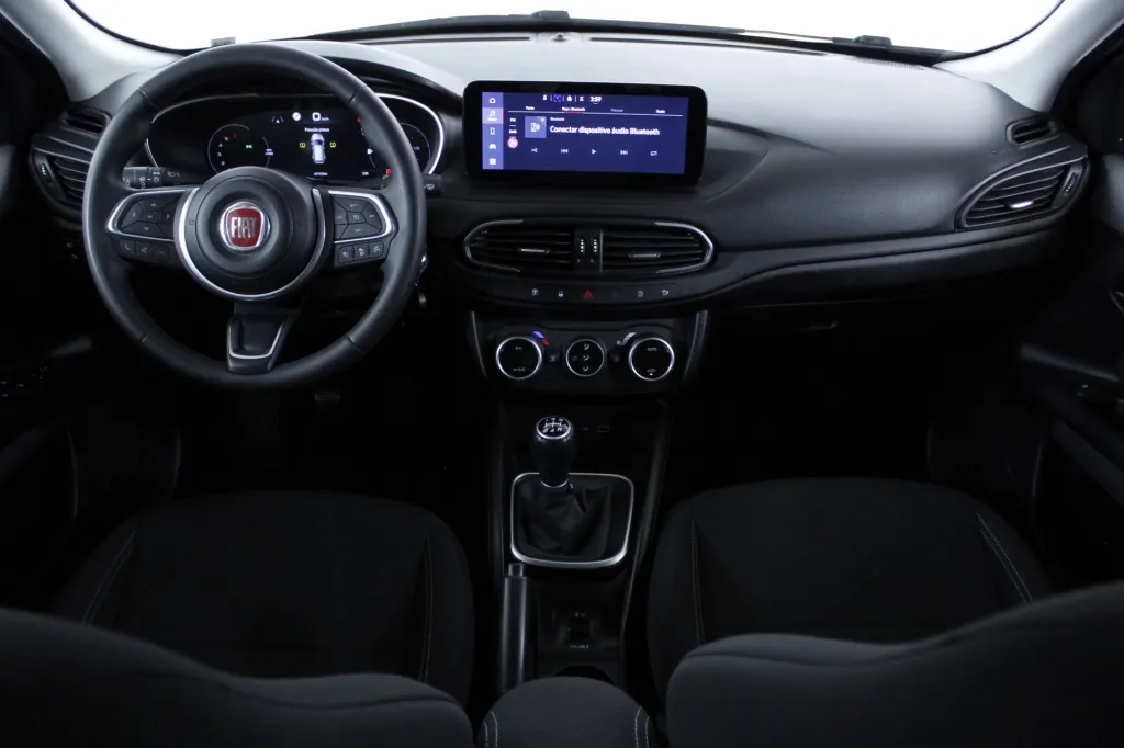 Fiat Tipo Station Wagon Cross