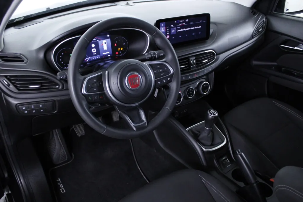 Fiat Tipo Station Wagon Cross