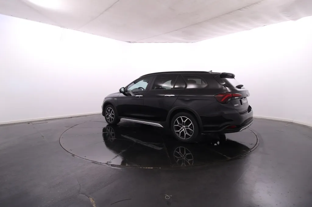 Fiat Tipo Station Wagon Cross
