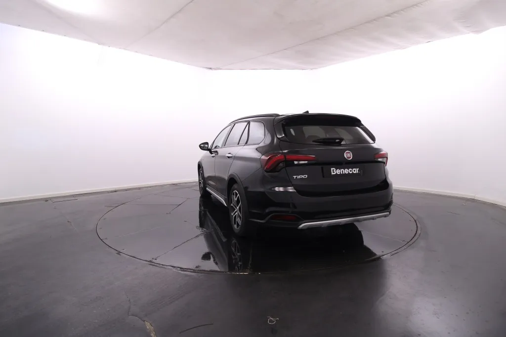 Fiat Tipo Station Wagon Cross