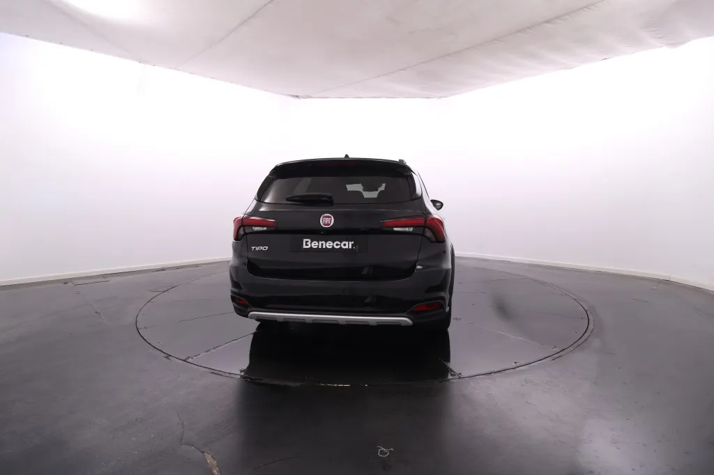 Fiat Tipo Station Wagon Cross