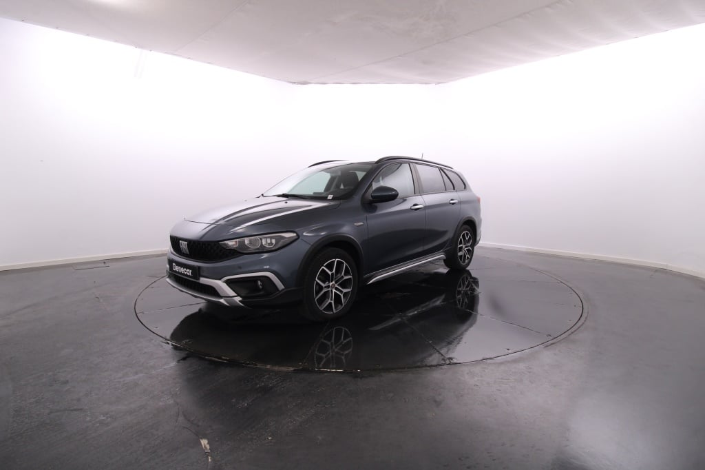 Fiat Tipo Station Wagon Cross
