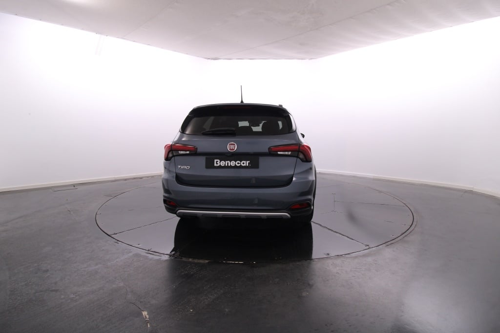 Fiat Tipo Station Wagon Cross