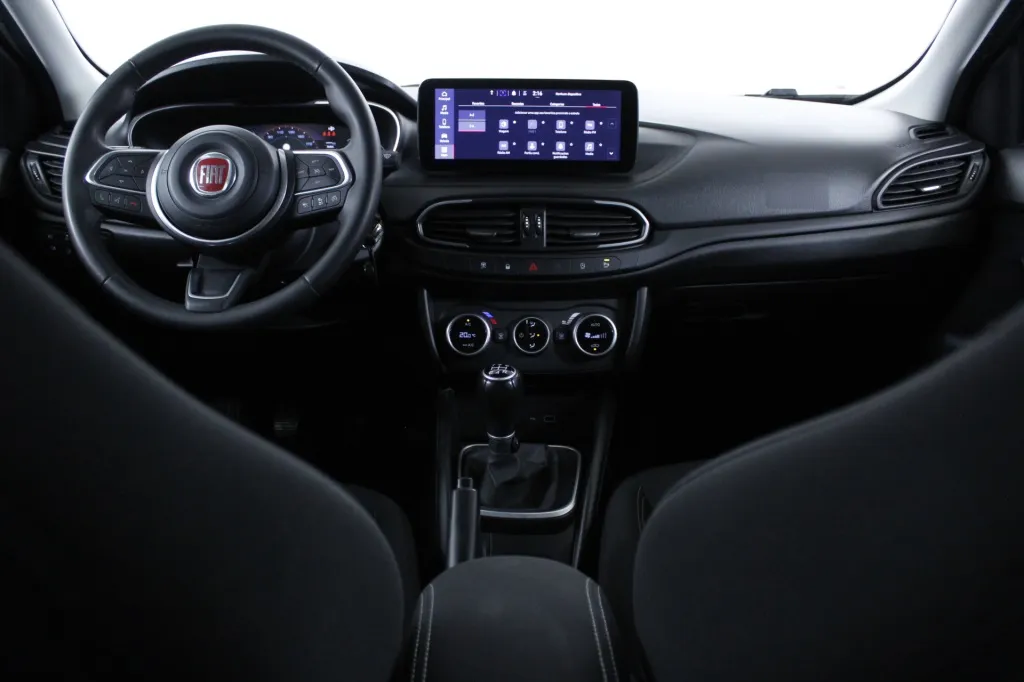 Fiat Tipo Station Wagon Cross