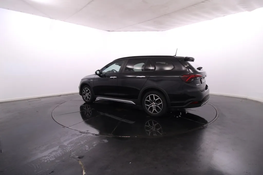 Fiat Tipo Station Wagon Cross