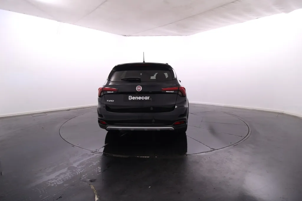 Fiat Tipo Station Wagon Cross