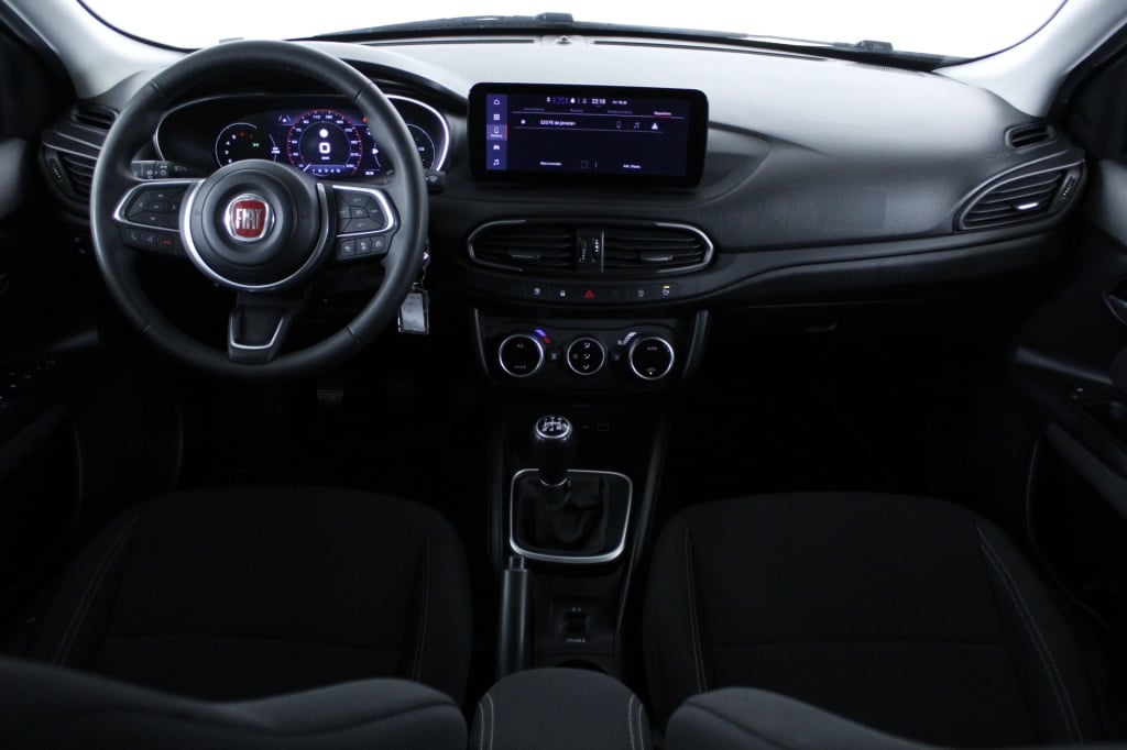 Fiat Tipo Station Wagon Cross