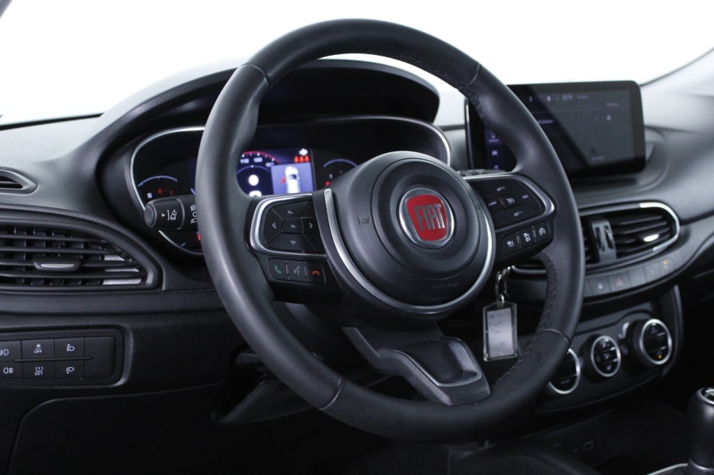 Fiat Tipo Station Wagon Cross