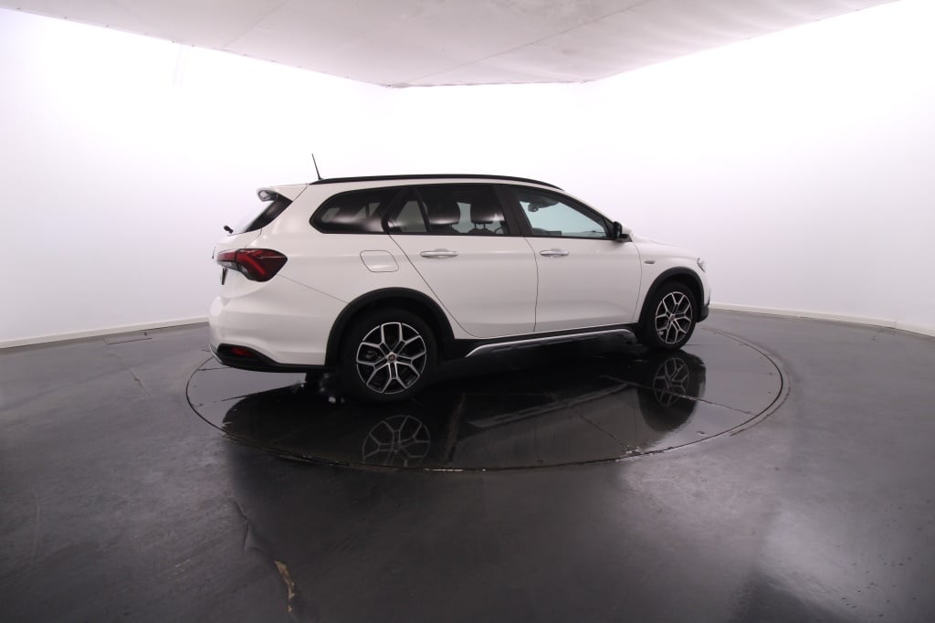 Fiat Tipo Station Wagon Cross