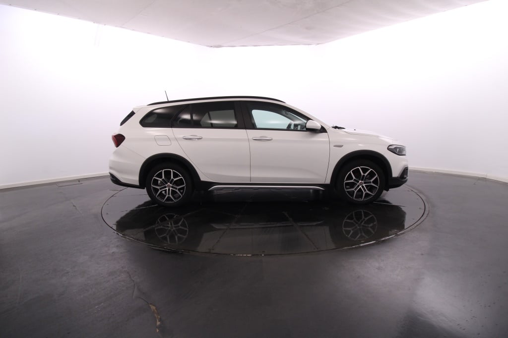 Fiat Tipo Station Wagon Cross