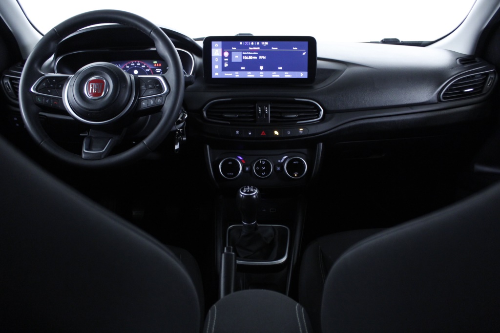 Fiat Tipo Station Wagon Cross