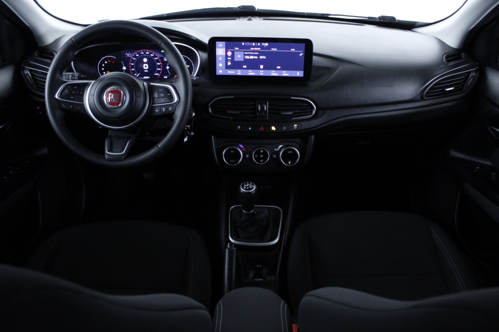 Fiat Tipo Station Wagon Cross