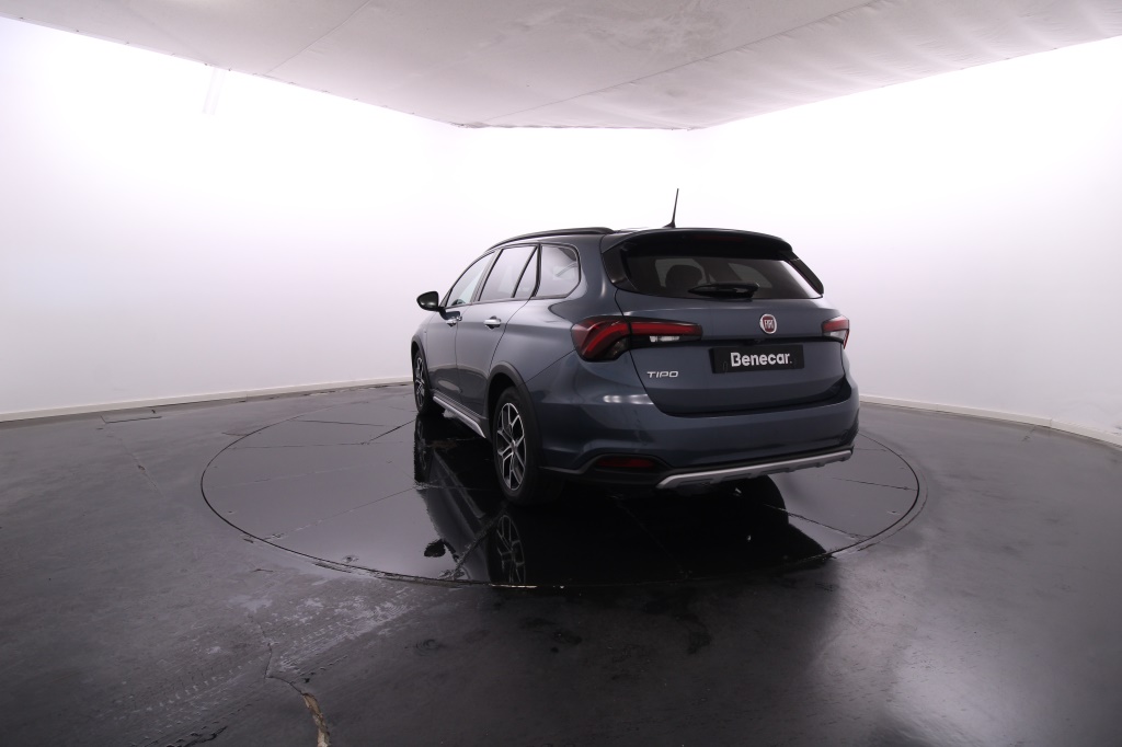 Fiat Tipo Station Wagon Cross