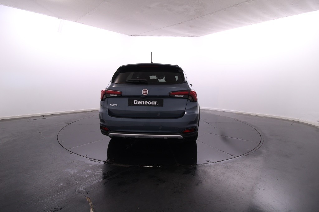 Fiat Tipo Station Wagon Cross