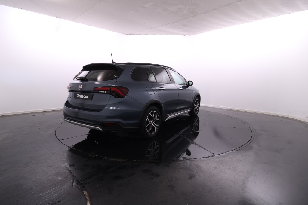 Fiat Tipo Station Wagon Cross