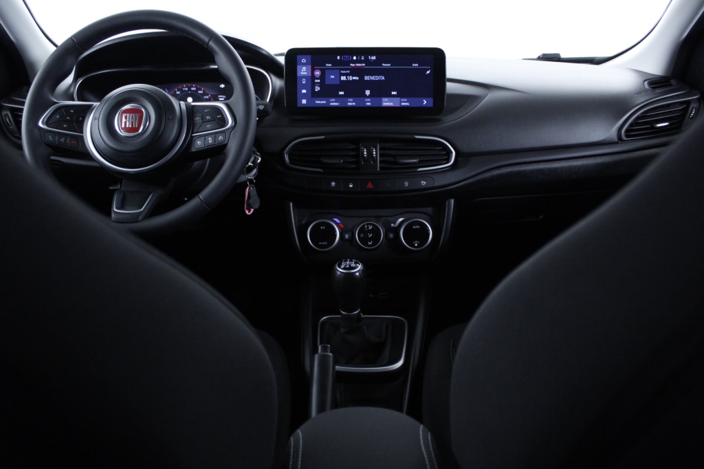 Fiat Tipo Station Wagon Cross