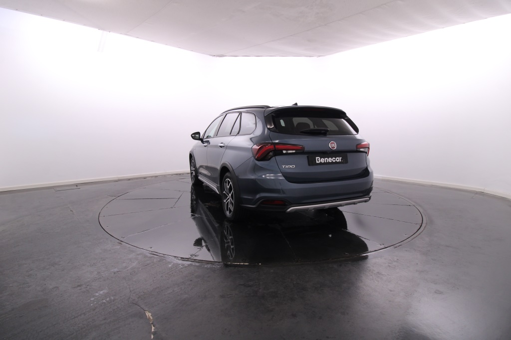 Fiat Tipo Station Wagon Cross