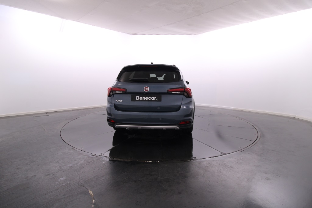 Fiat Tipo Station Wagon Cross