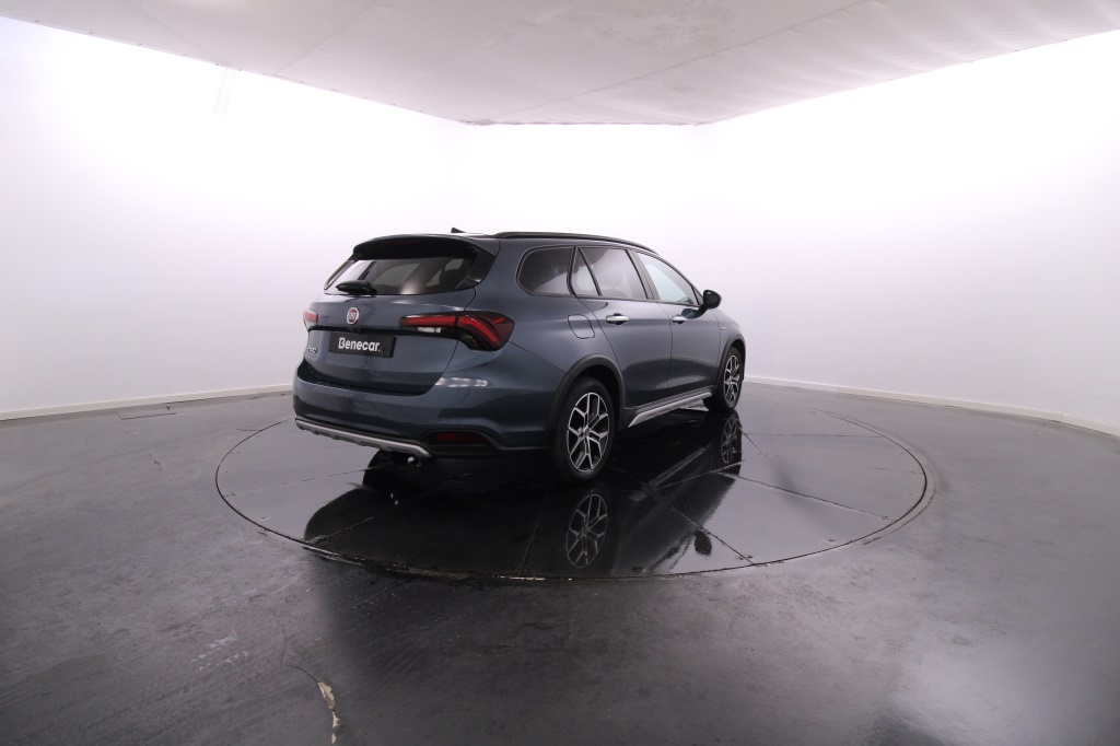 Fiat Tipo Station Wagon Cross