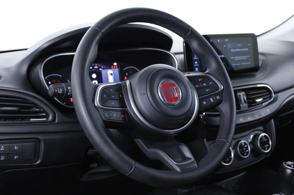 Fiat Tipo Station Wagon Cross