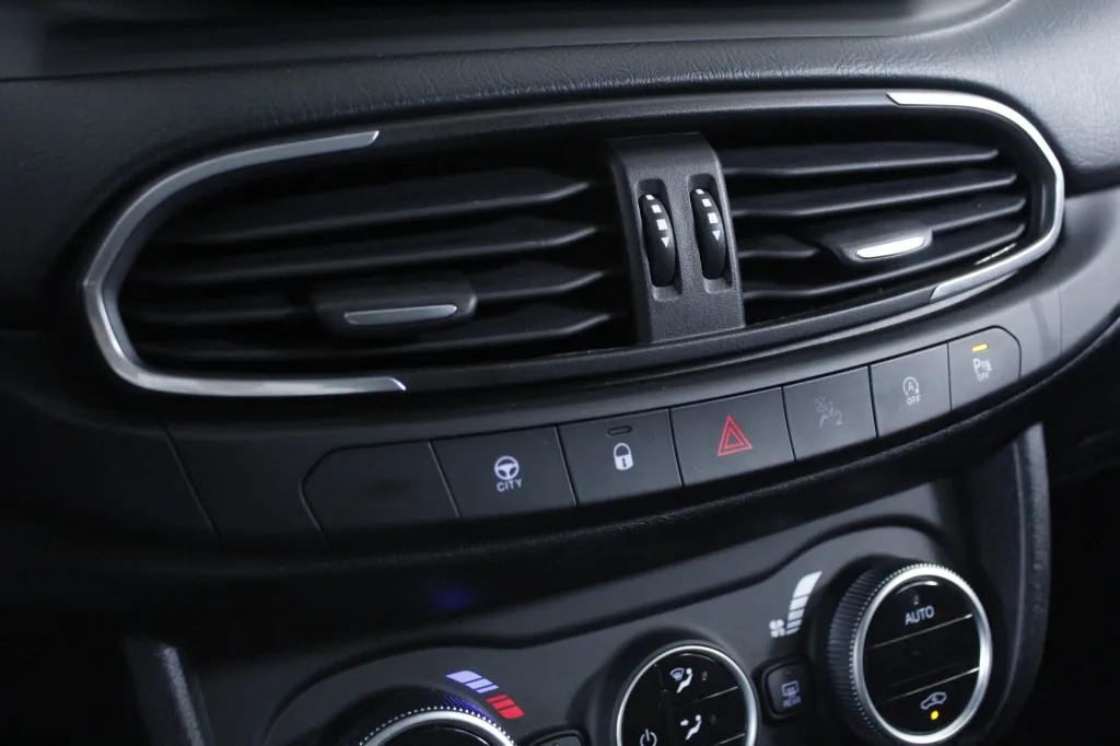 Fiat Tipo Station Wagon Cross