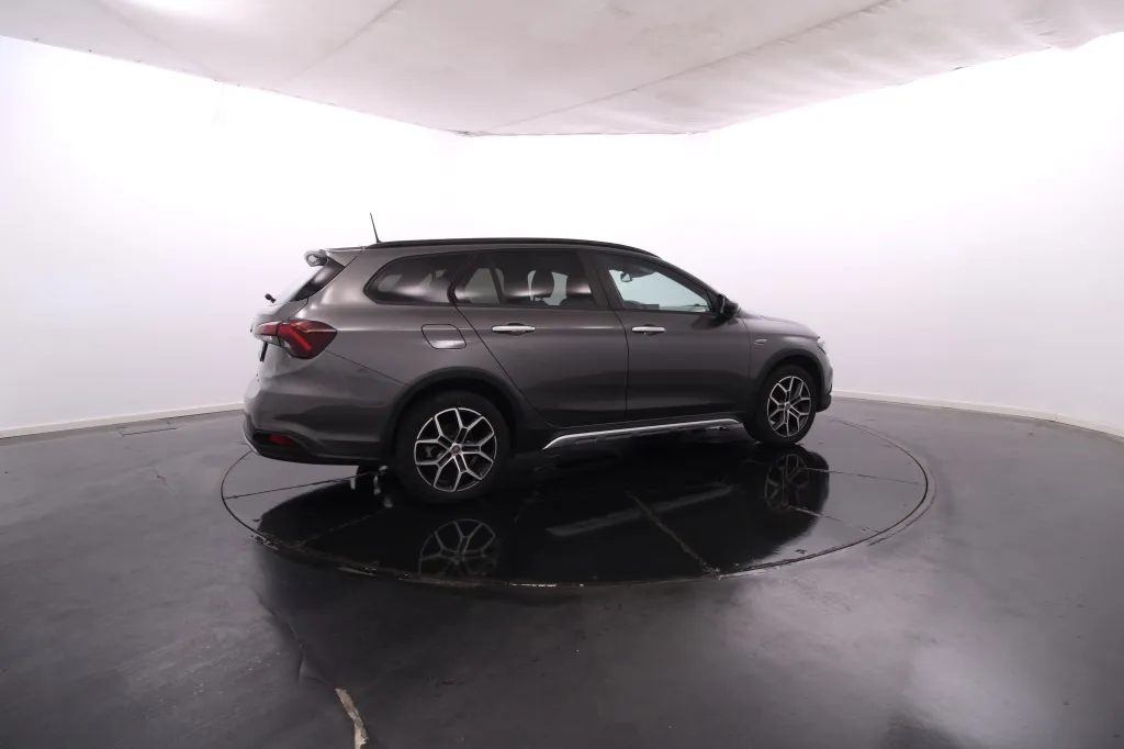 Fiat Tipo Station Wagon Cross
