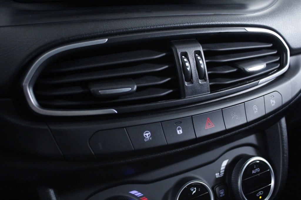 Fiat Tipo Station Wagon Cross