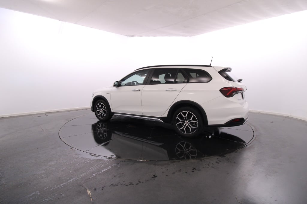 Fiat Tipo Station Wagon Cross