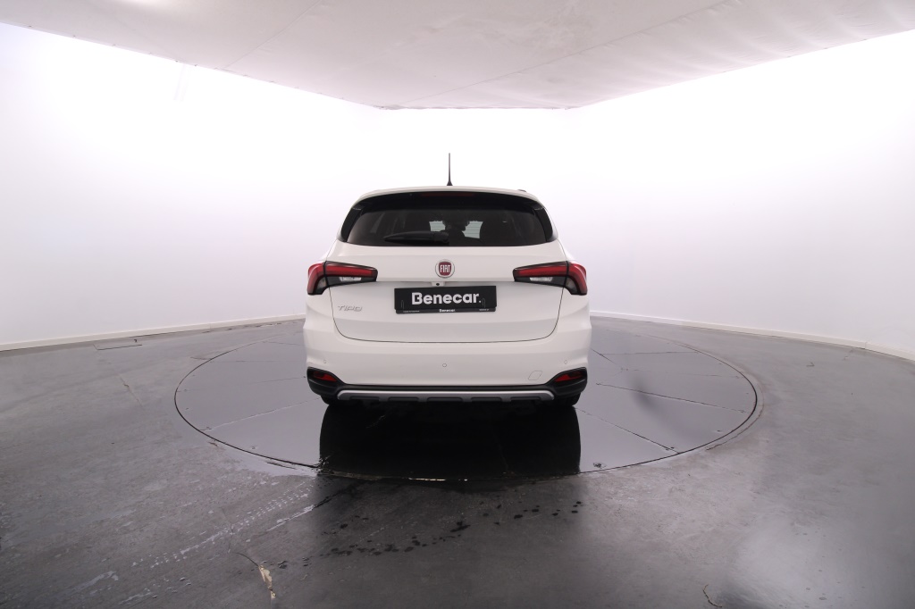 Fiat Tipo Station Wagon Cross