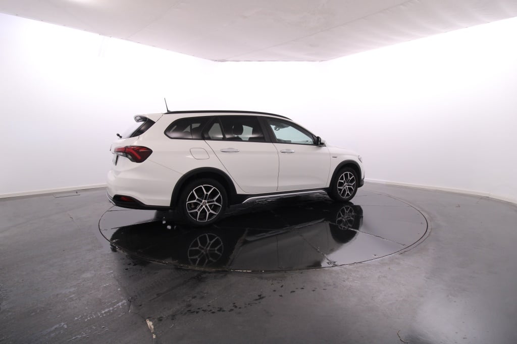 Fiat Tipo Station Wagon Cross