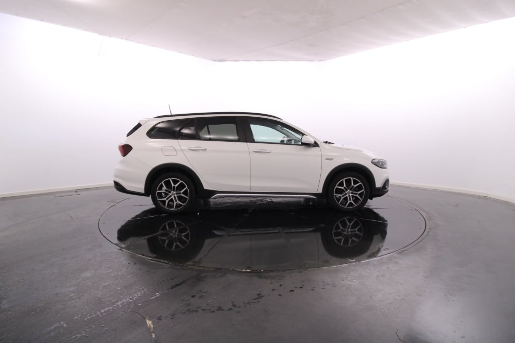 Fiat Tipo Station Wagon Cross